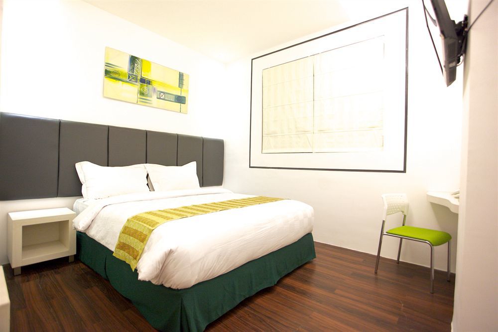 Arbor Biz Hotel Макасар Екстер'єр фото