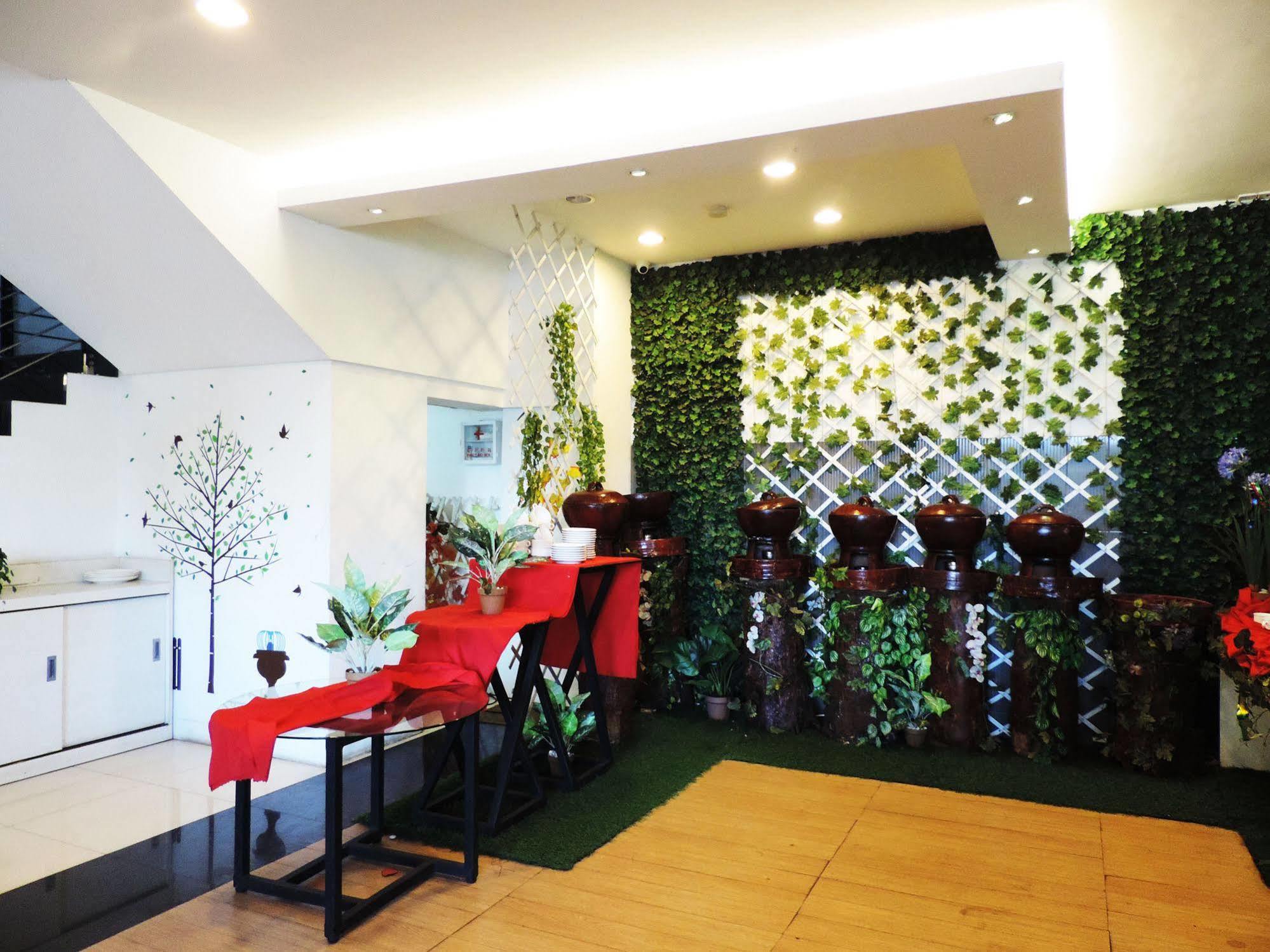 Arbor Biz Hotel Макасар Екстер'єр фото